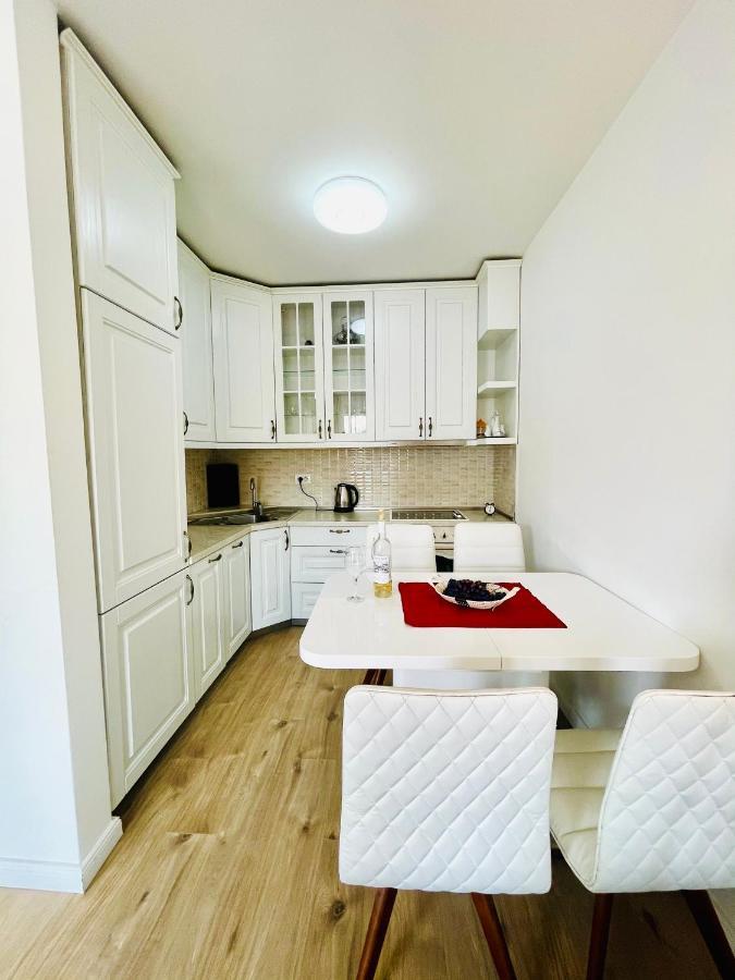 4 Llullat - City Center Apartment Prishtinë Luaran gambar