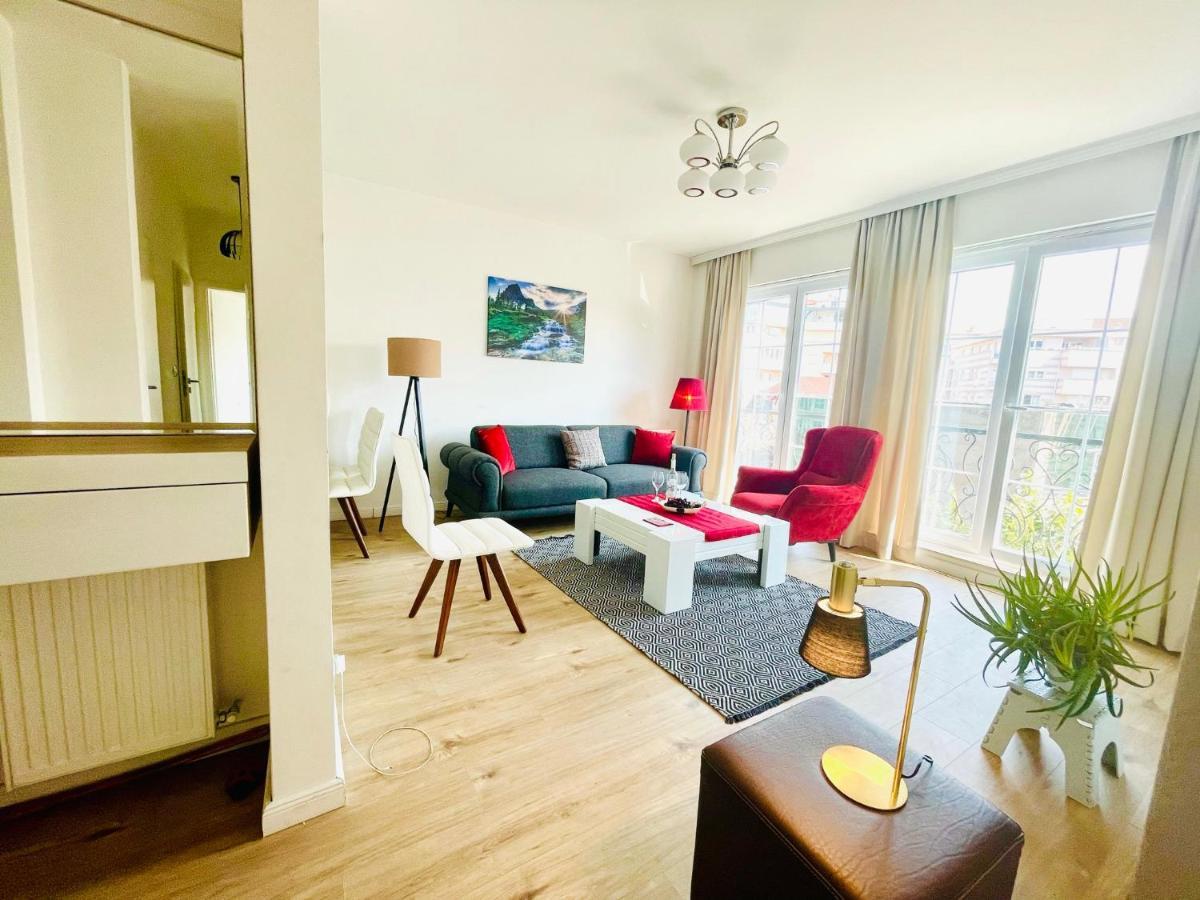 4 Llullat - City Center Apartment Prishtinë Luaran gambar